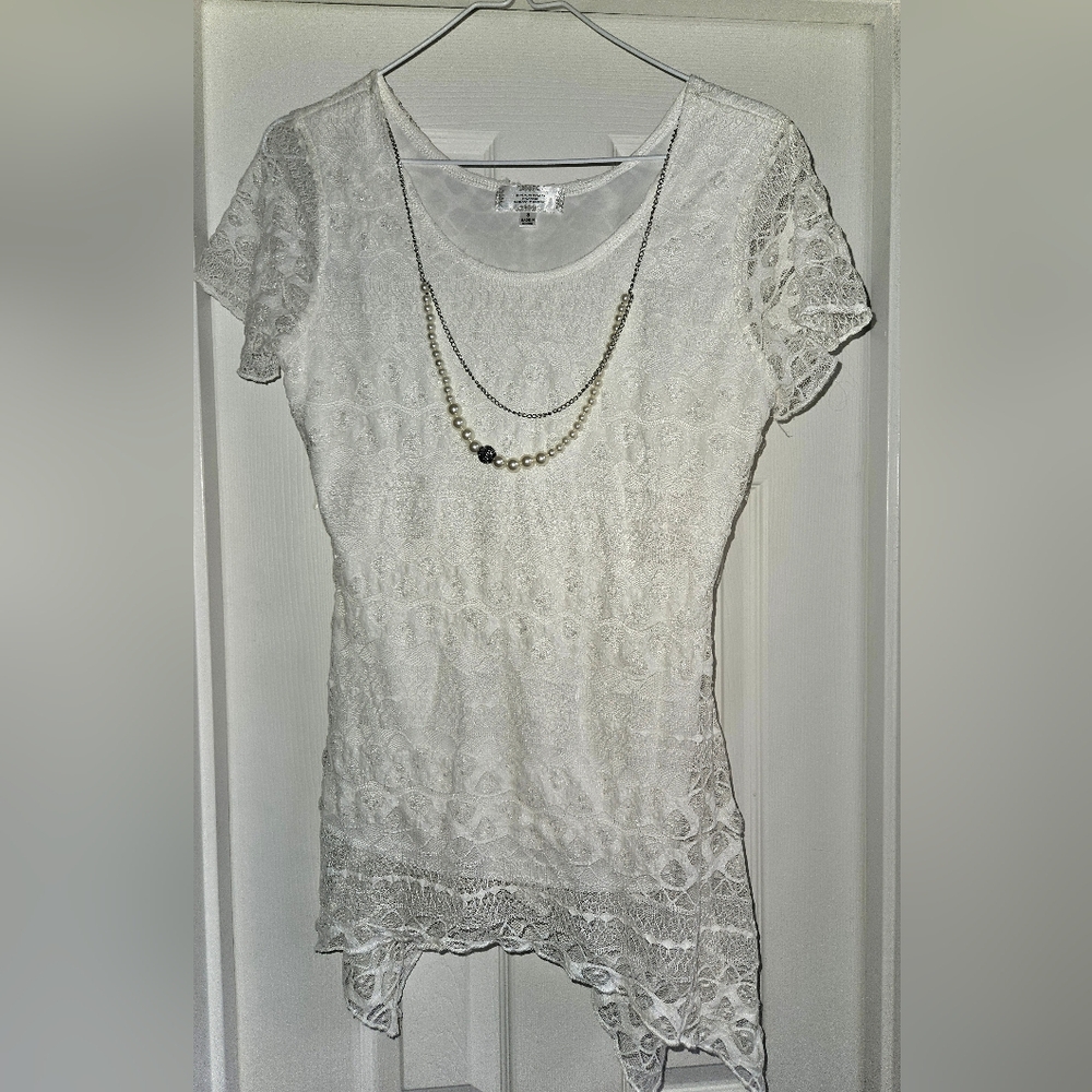 Elegant White Lace Asymmetrical Top